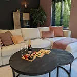 בית נופש Boutique Voss - The אטן לור