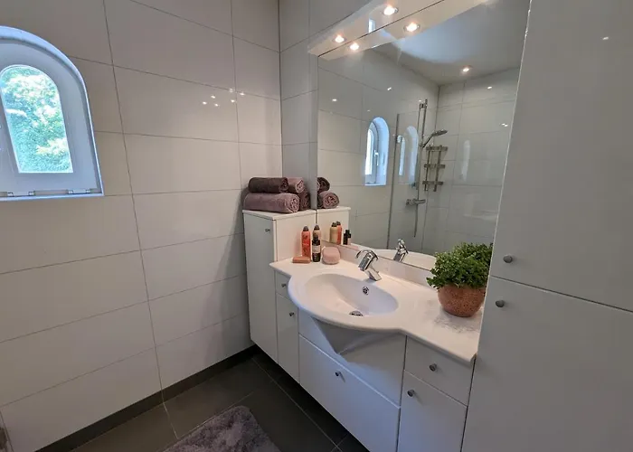 Boutique Voss - The *